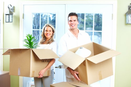 Residential removals support for a flat move in Kentishtown